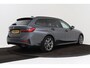 BMW 3-Serie Touring 318i Executive Edition | Org NL | Sportstoelen | CarPlay | LED | 3-Zone Clima | Navigatie | Digital Cockpit |