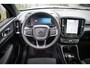 Volvo EC40 Extended Range Plus | 21 Inch lichtmetalen velgen | In kleur gespoten exterieurdelen | Adaptieve Cruise Control | Parkeercamera | Extra getint glas | Stoel + Stuurverwarming