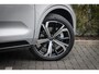 Volvo EC40 Extended Range Plus | 21 Inch lichtmetalen velgen | In kleur gespoten exterieurdelen | Adaptieve Cruise Control | Parkeercamera | Extra getint glas | Stoel + Stuurverwarming