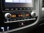 Mitsubishi Outlander 2.4 PHEV Intense | Trekhaak | Achteruitrijcamera | Stoelverwaming | Apple Carplay/Android Auto |