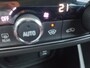 Opel Crossland 1.2T 130pk Elegance + extra's Automaat | Climate control | Navigatie | Winterpack | Camera | Parkeersensoren v+a