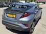 Toyota C-HR 1.8 HYBRID DYNAMIC BLIND-SPOT APPLE/ANDROID KEYLESS PARK-SENSOREN 18"LM-VELGEN NL-AUTO
