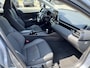 Toyota C-HR 1.8 HYBRID DYNAMIC BLIND-SPOT APPLE/ANDROID KEYLESS PARK-SENSOREN 18"LM-VELGEN NL-AUTO
