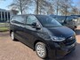 Volkswagen Transporter Bedrijfswagens Bulli L1 2.0 TDI 110 kW 150 pk 8 versn. Auto | BPM vrij | Exterieurpakket met bumpers, grille, spiegels en handgrepen in carrosseriekleur | Achterdeuren zonder ruit | Diefstalalarmsysteem met interieurbeveiliging, noodsirene en wegsleepbeveiliging |