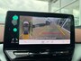 Volkswagen ID.4 Pro 77 kWh | Voorklimatisering | Stoelverwarming | Stuurwielverwarming | Camera voor/achter | LED | Adaptive Cruise Control | Apple Carplay/Android Auto | Rijstrooksensor | Trekhaak |
