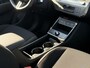 Hyundai Kona Electric Comfort Smart 65.4 kWh / 514 KM WLTP / Dodehoekdetectie / Stoel & Stuurverwarming / Elek. Achterklep / All Seasonbanden / 19 Inch /