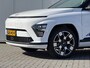 Hyundai Kona Electric Comfort Smart 65.4 kWh / 514 KM WLTP / Dodehoekdetectie / Stoel & Stuurverwarming / Elek. Achterklep / All Seasonbanden / 19 Inch /