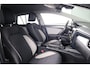 Toyota Avensis Touring Sports 1.8 VVT-i Executive Limited | Navigatie | Stoelverwarming |
