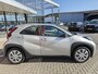 Toyota Aygo X PLAY AD-CRUISE APPLE/ANDROID DAB CAMERA AIRCO EL-RAMEN & SPIEGELS
