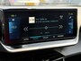 Peugeot e-2008 BWJ 2022 EV 136 PK Allure Pack 50 kWh CAMERA | APPLE CARP. | ANDROID AUT. | CLIMA | NAVI | CRUISE | BLUETOOTH | PRIV. GLAS | ISOFIX | MULTIFUNCT. STUUR