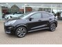 Ford Puma 1.0-125pk EcoBoost Hybrid ST-Line. April 2024 ! Slechts 8.400km ! Autm. airco, navigatie, telefoonvoorb., camera, pdc v+a, parkeerassistent, LED verl., metallic lak, LM wielen, stoel-, stuur- en voorraamverw., lane- en sideassist, adapt. cruise cntrl etc