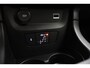Citroën C3 1.2 PureTech Max 110 PK Automaat | Navigatie | Camera | Keyless | Lichtmetalen velgen | Cruise control | DAB Radio | Getint glas