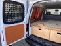 Volkswagen Caddy 2.0 TDI 110pk 4Motion Airco Cruise controle 4x4 Trekhaak 1500kg trekgewicht Schuifdeur Zij ruit 2-Peroons Telefoon verbinding Werkverlichting 1e eigenaar Euro 5 Laderkastinrichting .