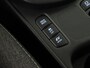 Toyota Yaris Cross 1.5 Hybrid Dynamic Limited | Parkeersensoren | LM velgen | Stoelverwarming | Climate Control | Cruise Control Adaptief |
