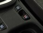 Toyota Yaris Cross 1.5 Hybrid Dynamic Limited | Parkeersensoren | LM velgen | Stoelverwarming | Climate Control | Cruise Control Adaptief |