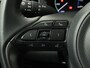 Toyota Yaris Cross 1.5 Hybrid Dynamic Limited | Parkeersensoren | LM velgen | Stoelverwarming | Climate Control | Cruise Control Adaptief |