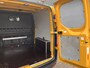 Ford Transit Custom 340 2.0 TDCI L2H1 DC Airco Cruise control Trekhaak 2800kg trekgewicht 5-Persoons Stoelverwarming Bluetooth Parkeersensoren voor en achter Schuifdeur rechts 1e eigenaar Euro 6