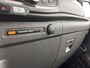 Ford Transit Custom 340 2.0 TDCI L2H1 DC Airco Cruise control Trekhaak 2800kg trekgewicht 5-Persoons Stoelverwarming Bluetooth Parkeersensoren voor en achter Schuifdeur rechts 1e eigenaar Euro 6