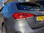 Mercedes-Benz A-klasse 180 136pk Automaat Business Solution AMG | Origineel NL | Navi | Apple Carplay+Android Auto | Clima | Cruise | Led Koplampen | Pdc V+A+Assist+Camera | Stoelverwarming | 18''lm
