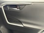 Toyota RAV4 2.0 VVT-iE Dynamic NAVIGATIE CRUISE CONTROL CLIMATE CONTROL BLUETOOTH TELEFOON APPLE CARPLAY/ANDROID RIJSTROOKSENSOREN DODEHOEKSENSOREN ACHTERUITRIJCAMERA ZEER MOOI !! 3010