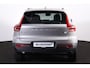 Volvo XC40 Core 69 kWh - Parkeercamera achter - Verwarmde voorstoelen & stuur - Parkeersensoren voor & achter - Draadloze tel. lader - Cruise control - Warmtepomp - Extra getint glas - 19' LMV