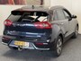 Kia Niro 1.6 GDi Plug-in Hybrid DynamicLine STOF/LEDER NAVIGATIE ADAPTIVE CRUISE CONTROL CLIMATE CONTROL KEYLESS GO APPLE CARPLAY/ANDROID RIJSTROOKSENSOREN ACHTERUITRIJCAMERA ZEER MOOI !! 3010