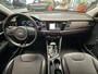 Kia Niro 1.6 GDi Plug-in Hybrid DynamicLine STOF/LEDER NAVIGATIE ADAPTIVE CRUISE CONTROL CLIMATE CONTROL KEYLESS GO APPLE CARPLAY/ANDROID RIJSTROOKSENSOREN ACHTERUITRIJCAMERA ZEER MOOI !! 3010