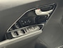 Kia Niro 1.6 GDi Plug-in Hybrid DynamicLine STOF/LEDER NAVIGATIE ADAPTIVE CRUISE CONTROL CLIMATE CONTROL KEYLESS GO APPLE CARPLAY/ANDROID RIJSTROOKSENSOREN ACHTERUITRIJCAMERA ZEER MOOI !! 3010