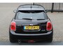MINI Cooper Mini 1.5 Business Navigatie/Airco/Cruise control/Spraakbediening/Bluetooth/Multifunctioneel stuurwiel/16'' Lichtmetalen velgen/Elektrische ramen/Elektrisch verstelbare spiegels.