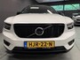 Volvo XC40 1.5 T5 Recharge R-Design 264PK PANO/NAVI/DAB/H-KARDON/STOEL-M/ECC/PDC/CRUISE///