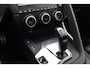 Jaguar E-Pace 2.0 P200 AWD R-Dynamic Panorama Camera