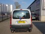 Renault Kangoo 1.4 RT uitvoering rolstoel auto met elektrische laad vloer !!!