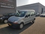Renault Kangoo 1.4 RT uitvoering rolstoel auto met elektrische laad vloer !!!