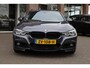 BMW 3-Serie Touring 318i M Sport Corporate Lease CAMERA LEER+STOELVERWARMING DAB NAVI LED ZWARTE-HEMEL PANO/OPEN-DAK 19"LMV ELEK.LAADKLEP CRUISE NAP ENZ.