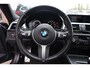 BMW 3-Serie Touring 318i M Sport Corporate Lease CAMERA LEER+STOELVERWARMING DAB NAVI LED ZWARTE-HEMEL PANO/OPEN-DAK 19"LMV ELEK.LAADKLEP CRUISE NAP ENZ.