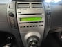Toyota Yaris 1.0 VVTi Zeer nette staat, en heel betrouwbaar. Meeneemprijs