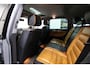Volkswagen Touareg 6.0 W12 Executive Btw auto, Fiscale waarde € 8.000,- (€ 22.272.73 Ex B.T.W) DEALER AUTO Dealer auto