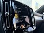 Volvo XC40 1.5 T4 Plug-in hybrid Plus Bright | Adaptive cruise control | Trekhaak | Achteruitrijcamera | Stoel- en stuurwielverwarming | Keyless | Parkeersensoren voor + achter | 19 inch lichtmetalen velgen | Getint glas | Alarm | Dode hoek detectie BLIS | LED koplampen | Navigatie | LED mistlampen |