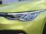 Volkswagen Golf 1.0 eTSI Life | Navi | PDC | Adpt. Cruise |