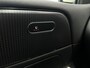 Mercedes-Benz B-klasse 250 Premium Progressive | Panoramadak | Widescreen | Achteruitrijcamera | Stoelverwarming | Trekhaak | Cruise Control | LED Koplampen | Navigatie |