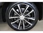 Volvo V60 2.0 T6 Plug-in hybrid AWD Bright Long Range 399Pk M-jaar 2023