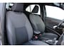 Toyota Yaris Cross 1.5 Hybrid Dynamic | Achteruitrijcamera | Parkeersensoren V+A | Keyless entry/start | Stoelverwarming | Cruise controle | Navigatie | Lane assist | Apple CarPlay/Android Auto | Zwarte hemelbekleding | Climate controle | 17 Inch LMV |