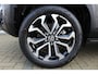 Toyota Yaris Cross 1.5 Hybrid Dynamic | Achteruitrijcamera | Parkeersensoren V+A | Keyless entry/start | Stoelverwarming | Cruise controle | Navigatie | Lane assist | Apple CarPlay/Android Auto | Zwarte hemelbekleding | Climate controle | 17 Inch LMV |