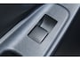 Toyota Yaris Cross 1.5 Hybrid Dynamic | Achteruitrijcamera | Parkeersensoren V+A | Keyless entry/start | Stoelverwarming | Cruise controle | Navigatie | Lane assist | Apple CarPlay/Android Auto | Zwarte hemelbekleding | Climate controle | 17 Inch LMV |