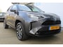 Toyota Yaris Cross 1.5 Hybrid Dynamic | Achteruitrijcamera | Parkeersensoren V+A | Keyless entry/start | Stoelverwarming | Cruise controle | Navigatie | Lane assist | Apple CarPlay/Android Auto | Zwarte hemelbekleding | Climate controle | 17 Inch LMV |
