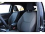 Toyota Yaris Cross 1.5 Hybrid Dynamic | Achteruitrijcamera | Parkeersensoren V+A | Keyless entry/start | Stoelverwarming | Cruise controle | Navigatie | Lane assist | Apple CarPlay/Android Auto | Zwarte hemelbekleding | Climate controle | 17 Inch LMV |