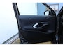 Toyota Yaris Cross 1.5 Hybrid Dynamic | Achteruitrijcamera | Parkeersensoren V+A | Keyless entry/start | Stoelverwarming | Cruise controle | Navigatie | Lane assist | Apple CarPlay/Android Auto | Zwarte hemelbekleding | Climate controle | 17 Inch LMV |