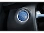 Toyota Yaris Cross 1.5 Hybrid Dynamic | Achteruitrijcamera | Parkeersensoren V+A | Keyless entry/start | Stoelverwarming | Cruise controle | Navigatie | Lane assist | Apple CarPlay/Android Auto | Zwarte hemelbekleding | Climate controle | 17 Inch LMV |
