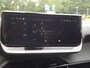 Peugeot 2008 ALLURE 1.2 PT-100pk Navigatie | Apple Carplay & Android Auto | Cruise & Climate control | Achteruitrijcamera | Parkeersensoren voor&achter | BT