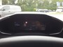 Peugeot 2008 ALLURE 1.2 PT-100pk Navigatie | Apple Carplay & Android Auto | Cruise & Climate control | Achteruitrijcamera | Parkeersensoren voor&achter | BT